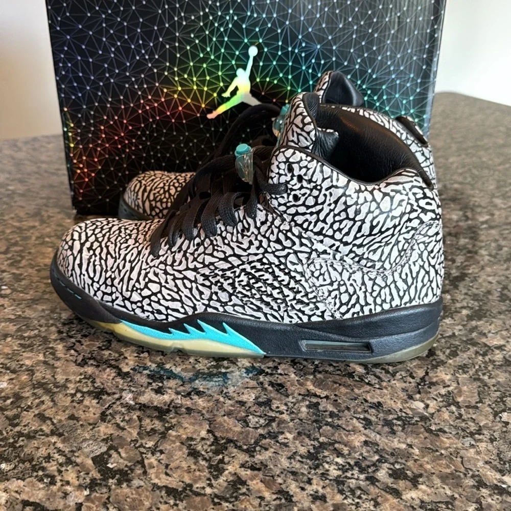 Air Jordan 3Lab5 5 Retro Black and Blue Sneakers EUC 10.5